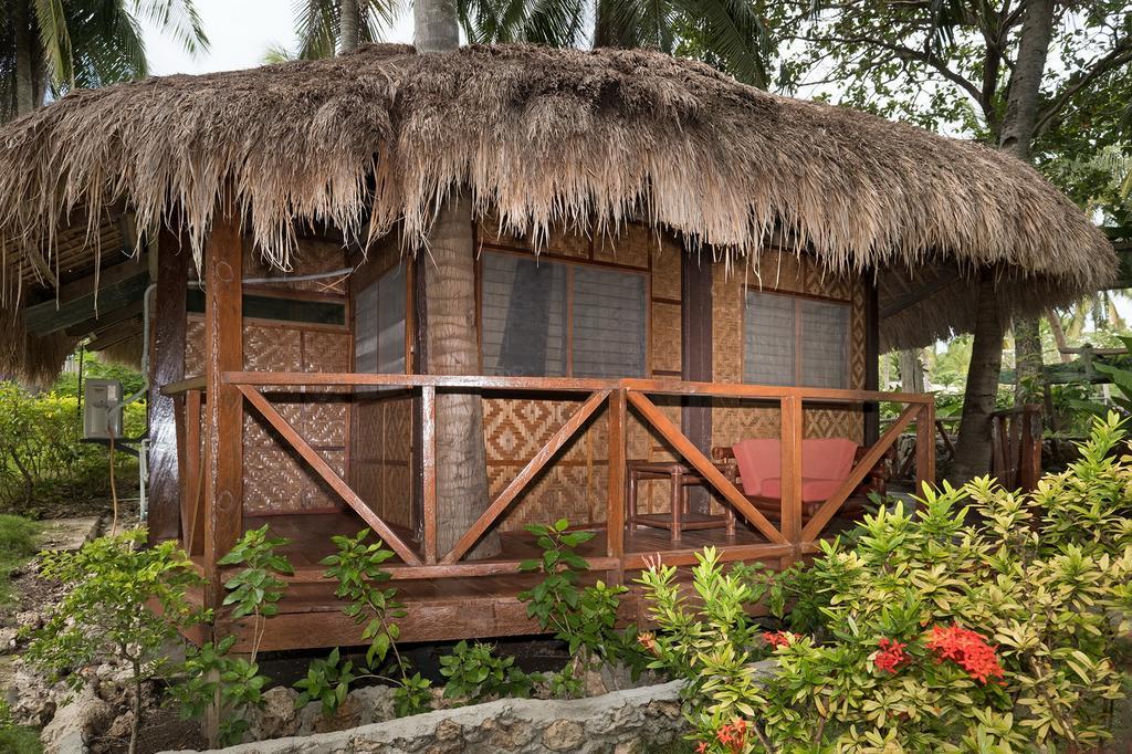 Sampaguita Resort Moalboal Exteriör bild